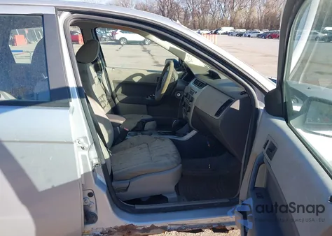 2011 Ford Focus Se z USA, uszkodzony, nr VIN 1FAHP3FN2BW200838